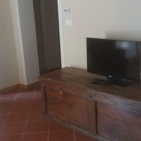 Emma I Lecci Kır Evi Quiesa