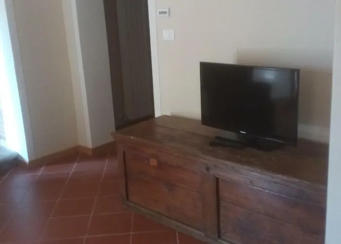 Emma I Lecci Kır Evi Quiesa