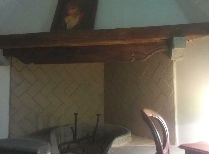 Emma I Lecci Kır Evi *